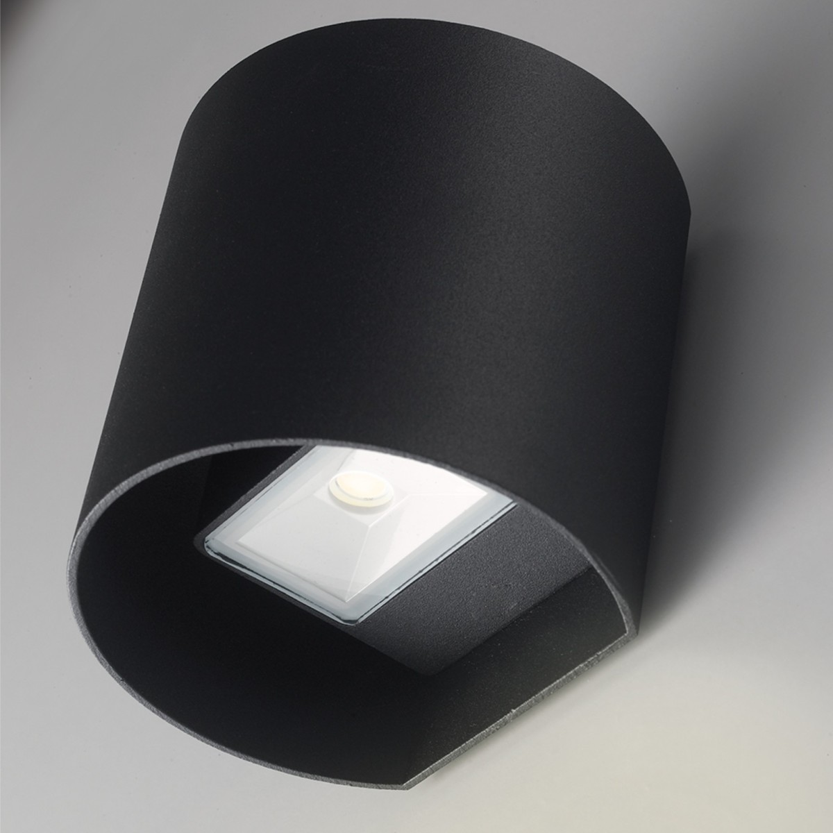 Cilly schwarze LED-Außenwandleuchte mit doppelter Emission, 7 W