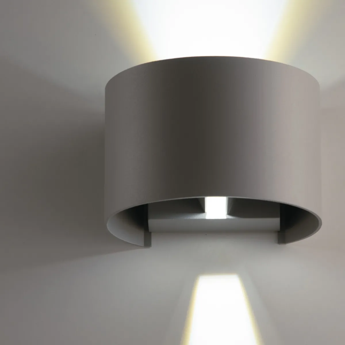 2x5W Doppelemissions-LED-Außenwandleuchte grau Marg