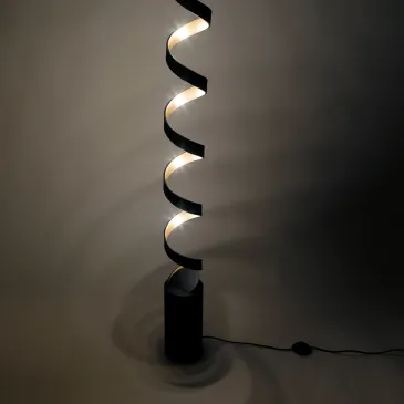 Lampadaire LED spiralé noir ou blanc | Mondialshop