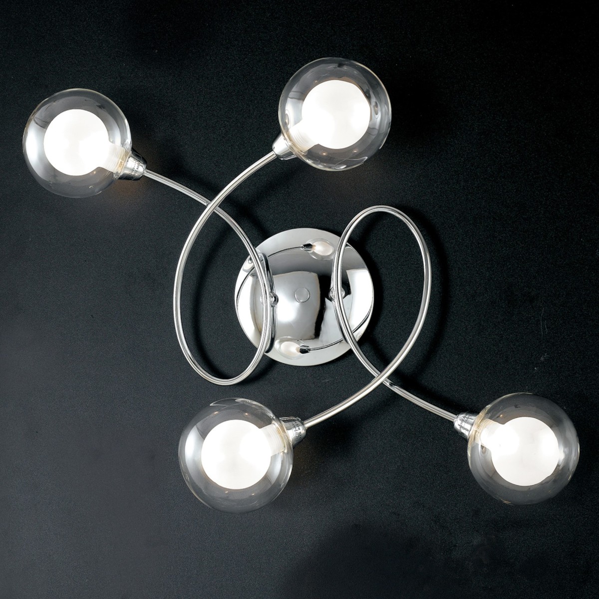 Plafonnier 4 lumières finition chromée | Mondialshop