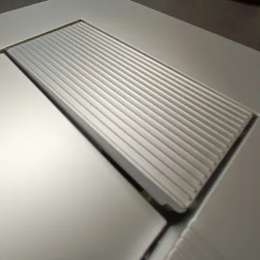 Clavier blanc avec anneaux chromés pour réservoir à encastrer Schwab