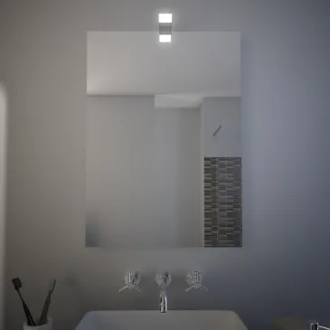 Specchio bagno con lampada...