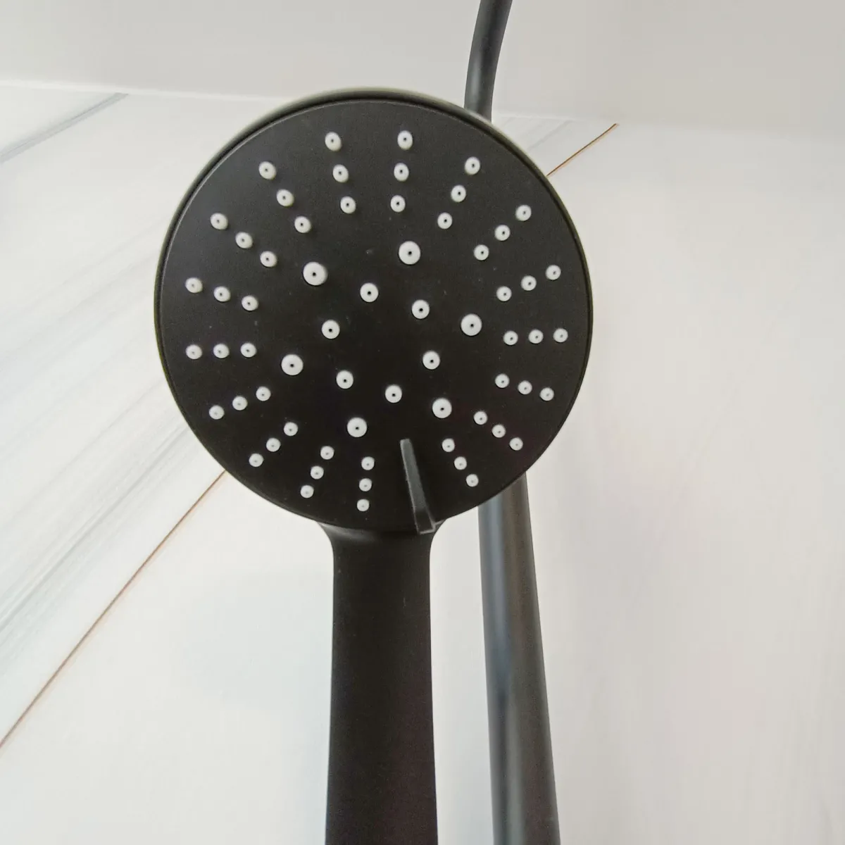 Colonne de douche Piave noire avec mitigeur...