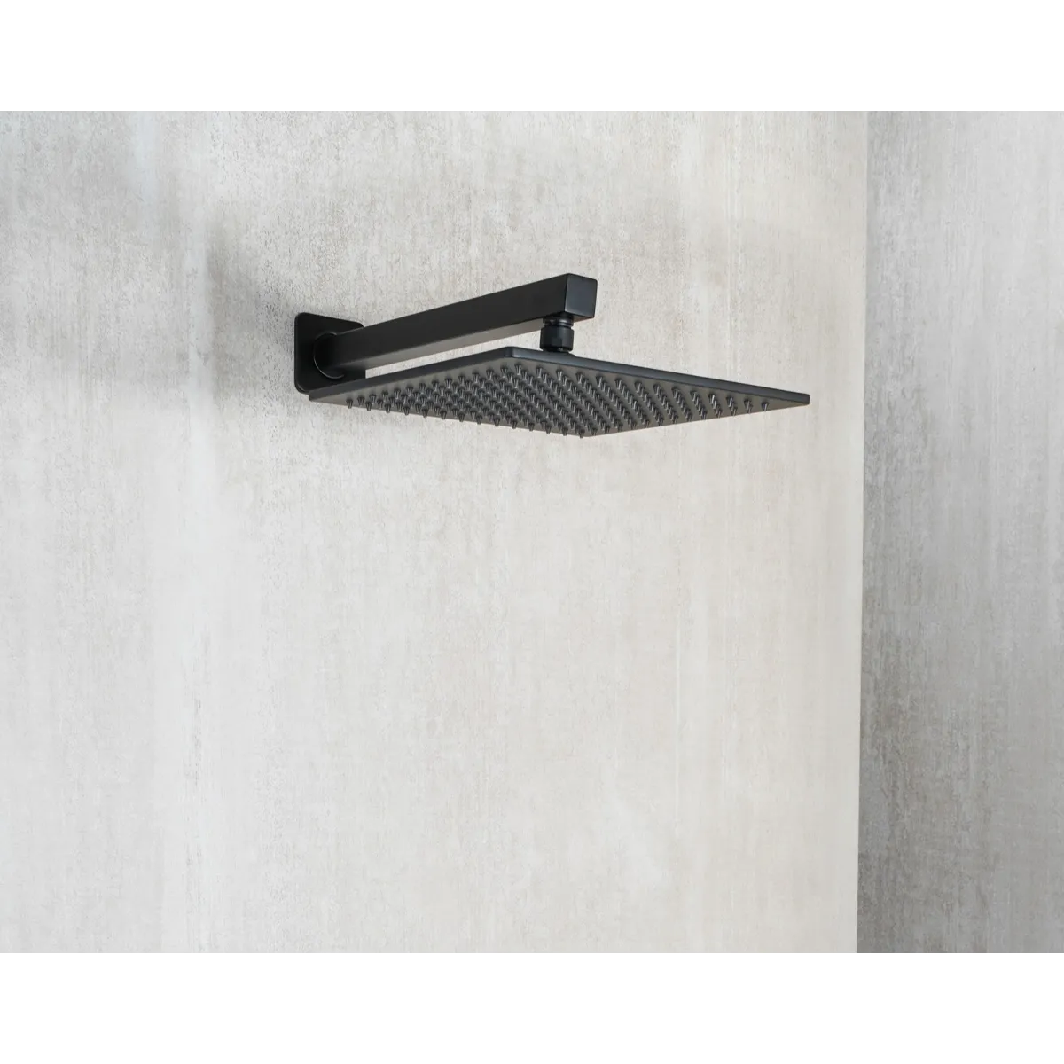 Soffione doccia nero 30x30 opaco con ugelli neri look total black METAFORM
