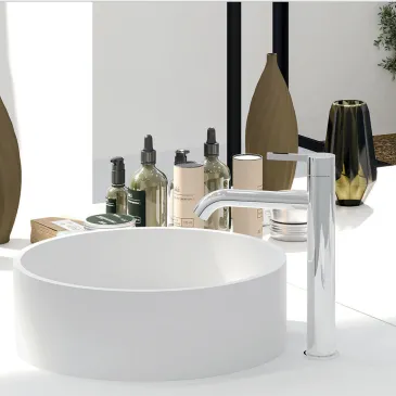 Mitigeur de lavabo de comptoir urbain avec bec haut