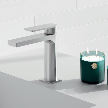 Alpha Waschtischarmatur mit satiniertem Nickel-PVD-Finish