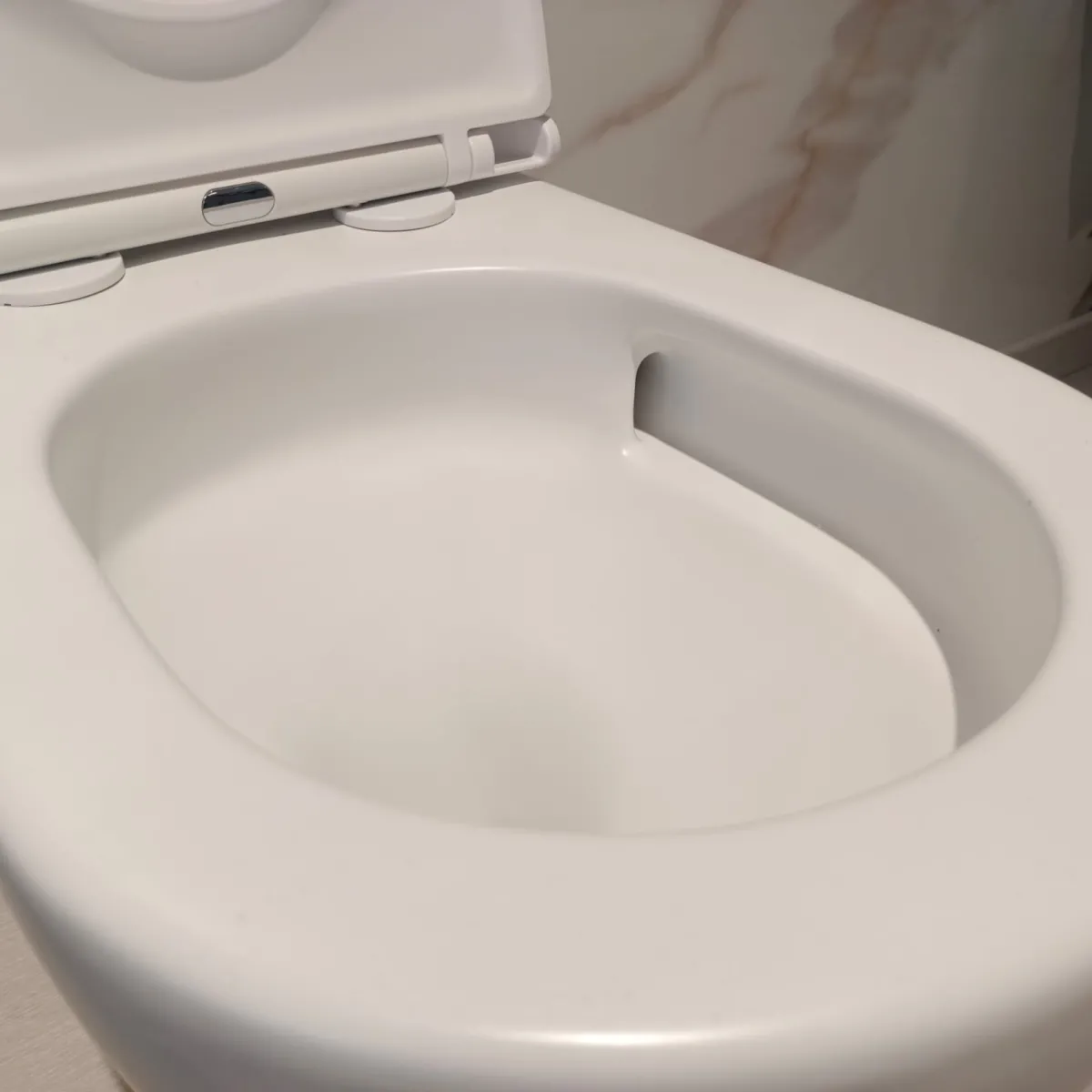 Mattweißes WC und Bidet mit Zyklonspülung MOON