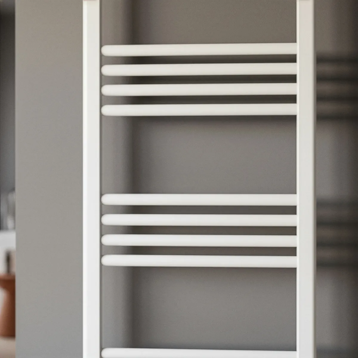 Handtuchwärmer-Heizkörper 1200x500 weiß, Achsabstand 450 mm