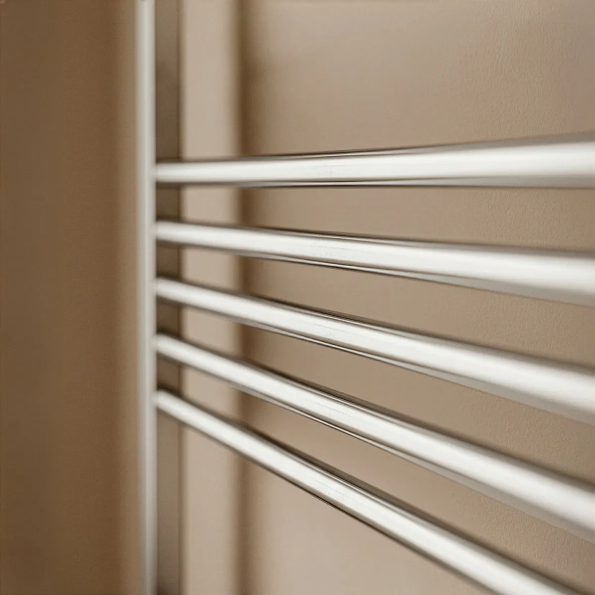 Radiateur Sèche serviettes 120x50 Chrome empattement 45 cm