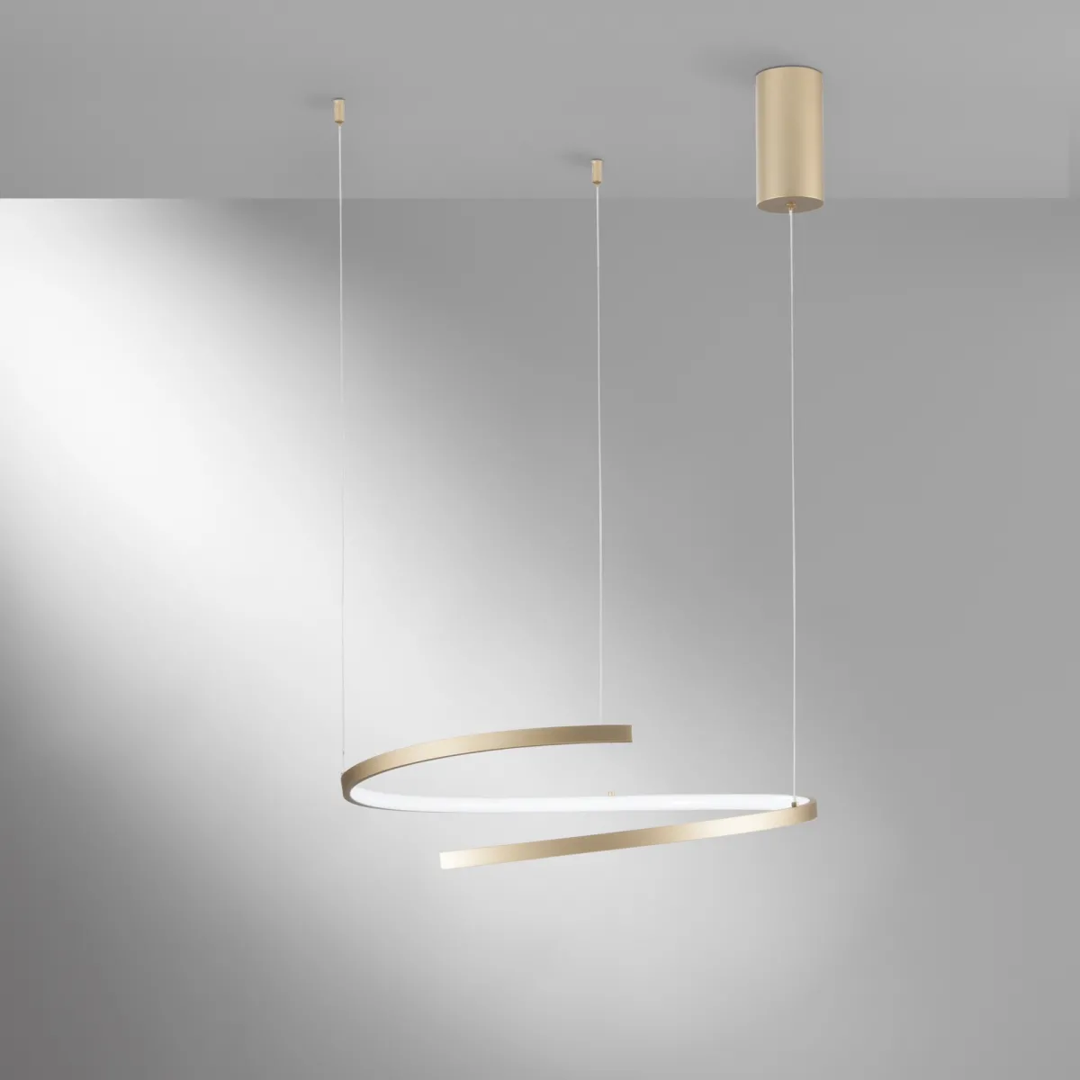 SOSPENSIONE LED MOMA ORO 38W 6090LM CCT 60X12X150CM