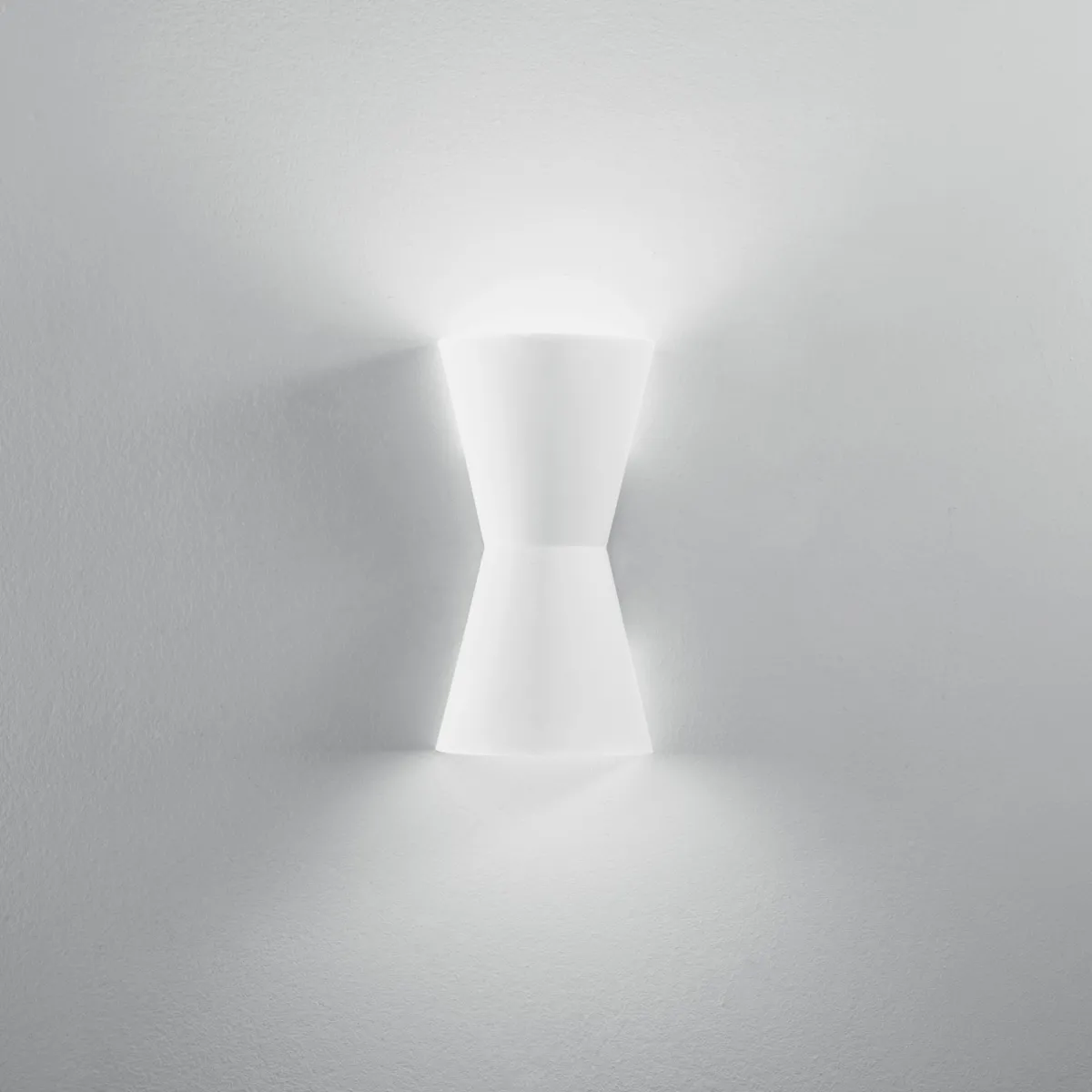 APPLIQUE CLEPSYDRA BIANCA 2XE14 16X8X30CM