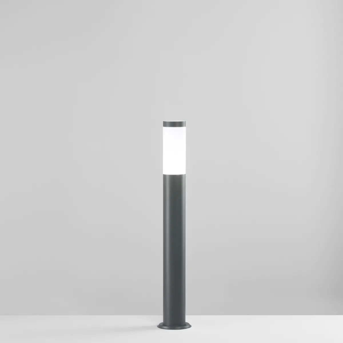 PALETTO TOKYO ANTRACITE 1XE27 IP44 IP44 11,5X70CM