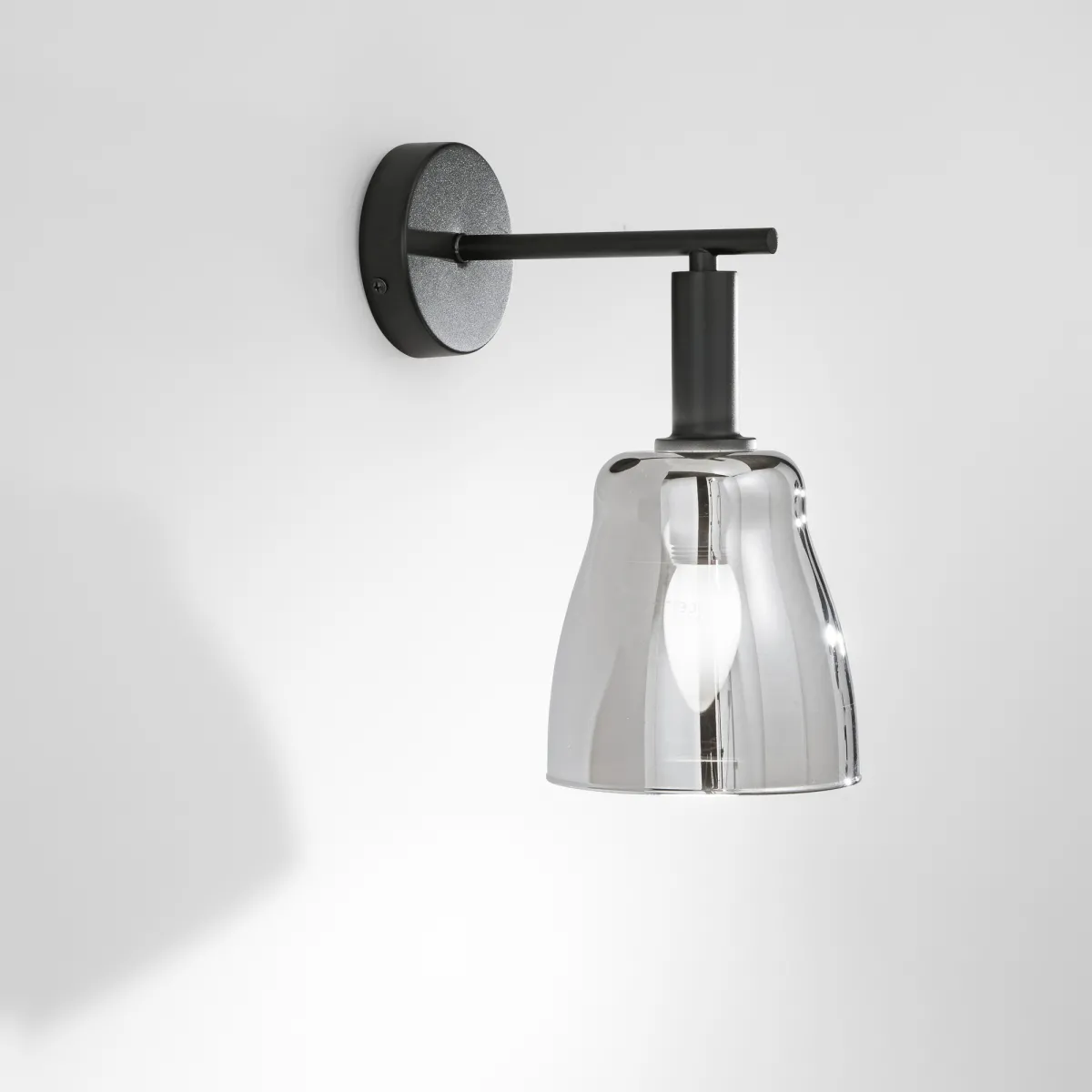 APPLIQUE WEIZEN NERA 1XE14 14X18X29CM