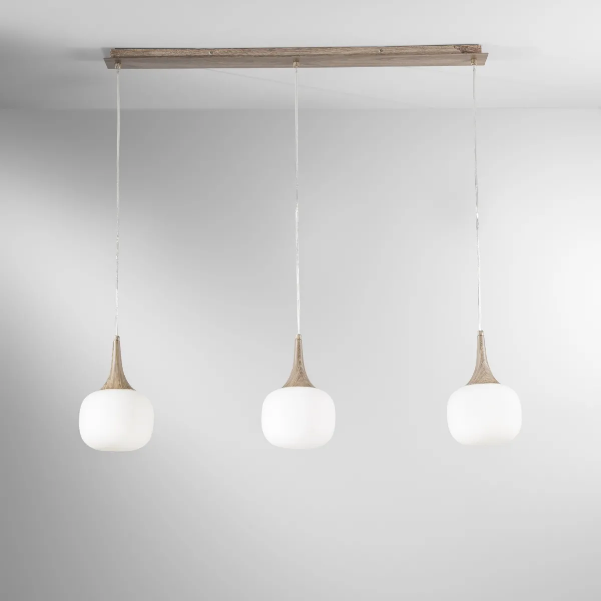 SOSPENSIONE BIANCA/LEGNO 3XE14 97X150CM