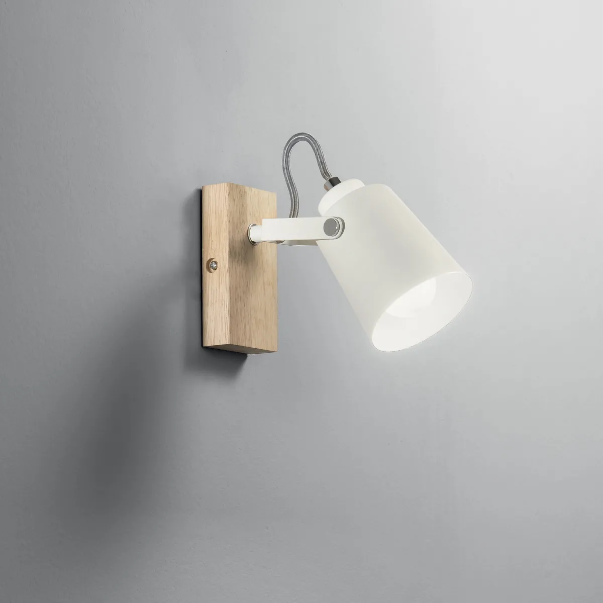 APPLIQUE EDA BIANCA/LEGNO 1XE14 15,9X12,3X13,9CM