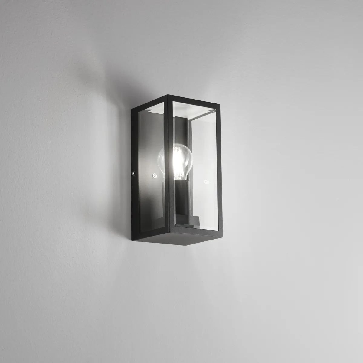 APPLIQUE MONDRIAN NERA 1XE27 IP44 11X13X23,6CM