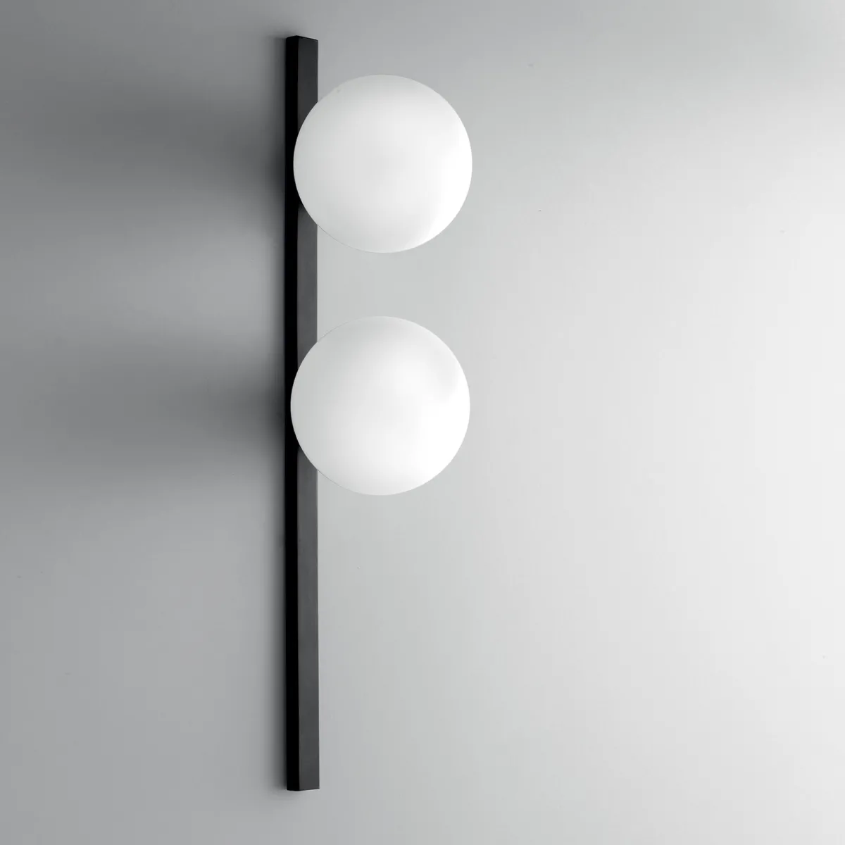 APPLIQUE ENOIRE NERA/OPALE 2XE14 14X14X60CM