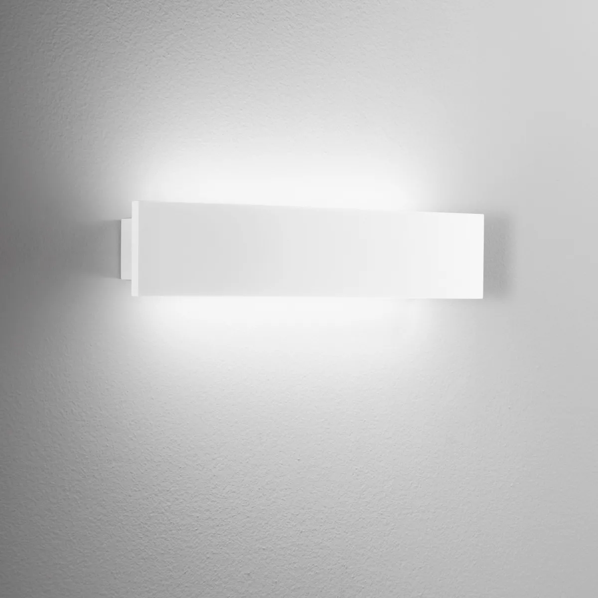 APPLIQUE LED ORTISEI BIANCA 11,8W 1400LM 4000K 40X4X8CM