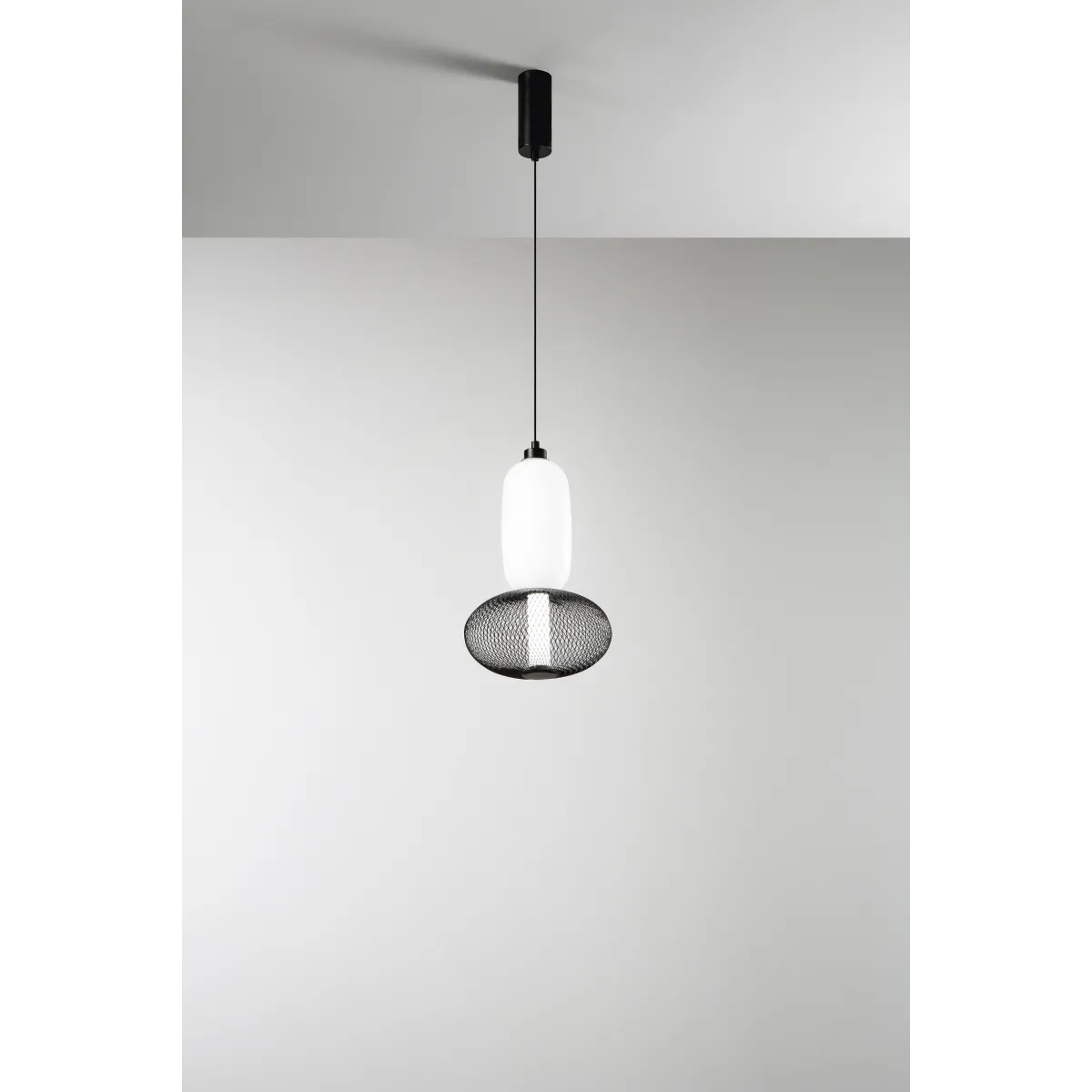 SOSPENSIONE LED INKAS NERA IN VETRO 16W 1860LM CCT...