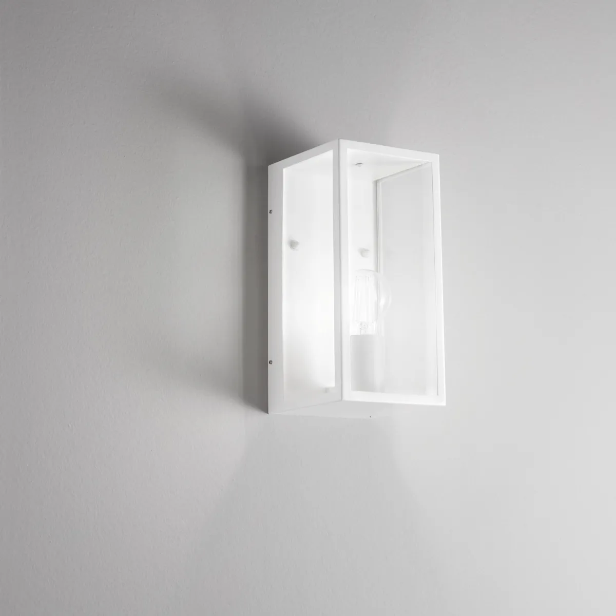 APPLIQUE MIRAGE BIANCA 1XE27 13X13X23CM