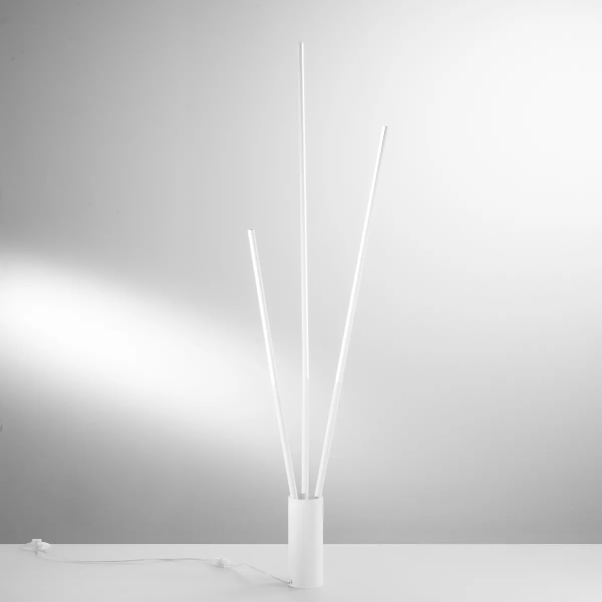 PIANTANA LED WANDS BIANCA 30W 3456LM CCT 10X164CM