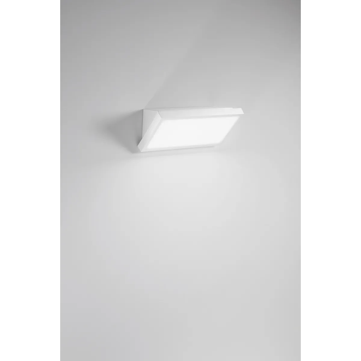APPLIQUE LED RIM BIANCO 20W 1500LM 4000K IP54 26X13X12CM