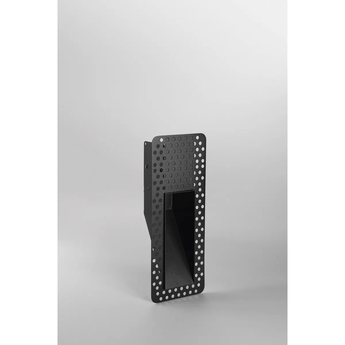 INCASSO YUREI NERO IN ACCIAIO E ALLUMINIO 238X91X61MM