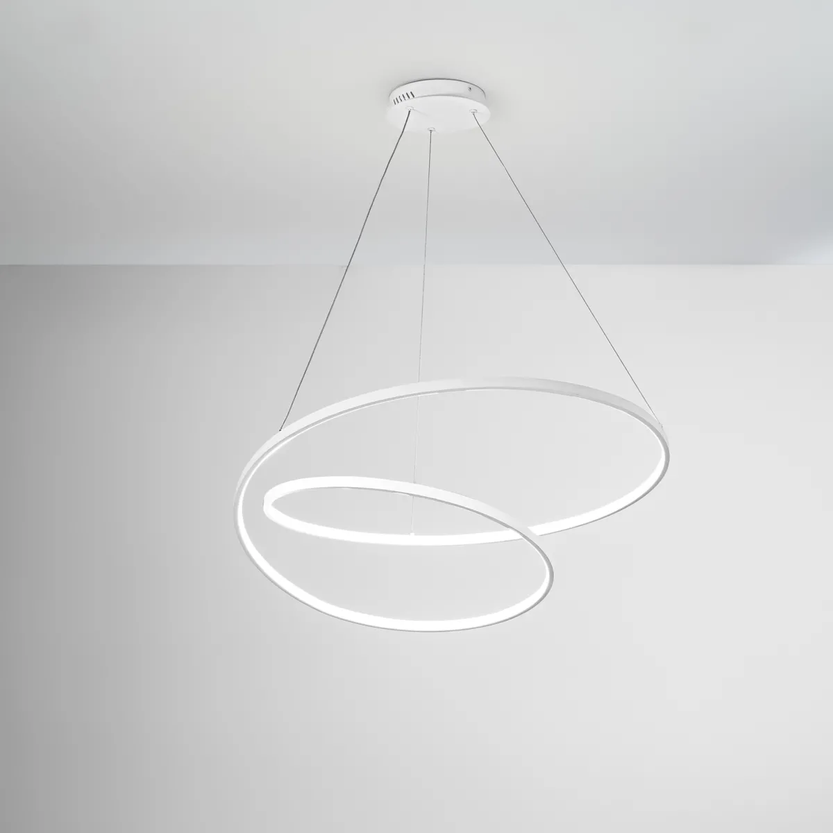 SOSPENSIONE LED LIEVE BIANCA 60W 8000LM CCT 80X11,2X150CM