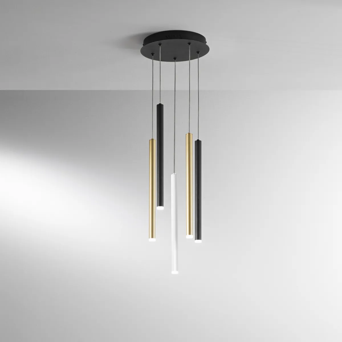 SOSPENSIONE LED PYPE MULTICOLORE 35W 2350LM CCT 2,5X41X200CM