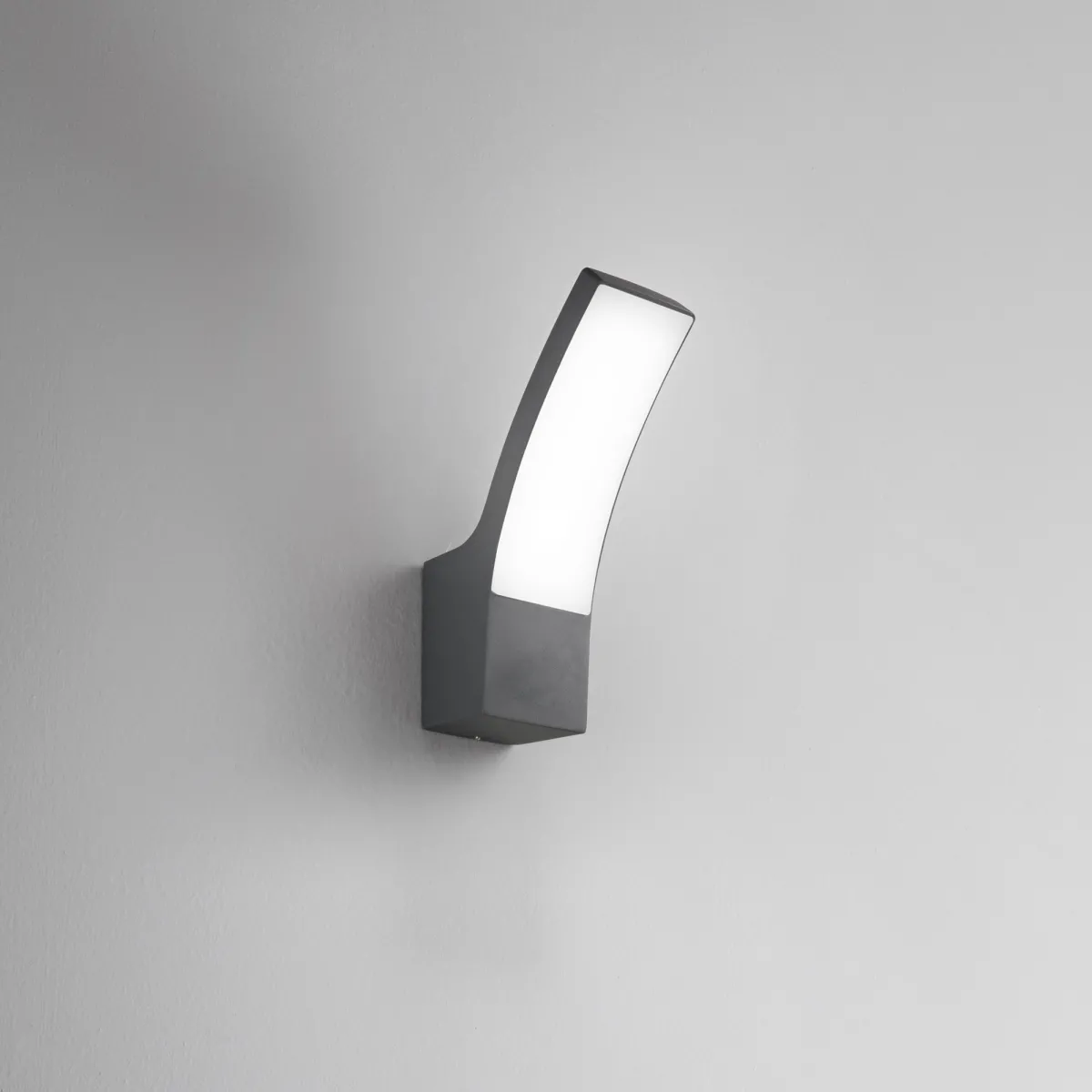 APPLIQUE LED SAIL ANTRACITE 12W 1440LM CCT IP65 8X16X24,5CM