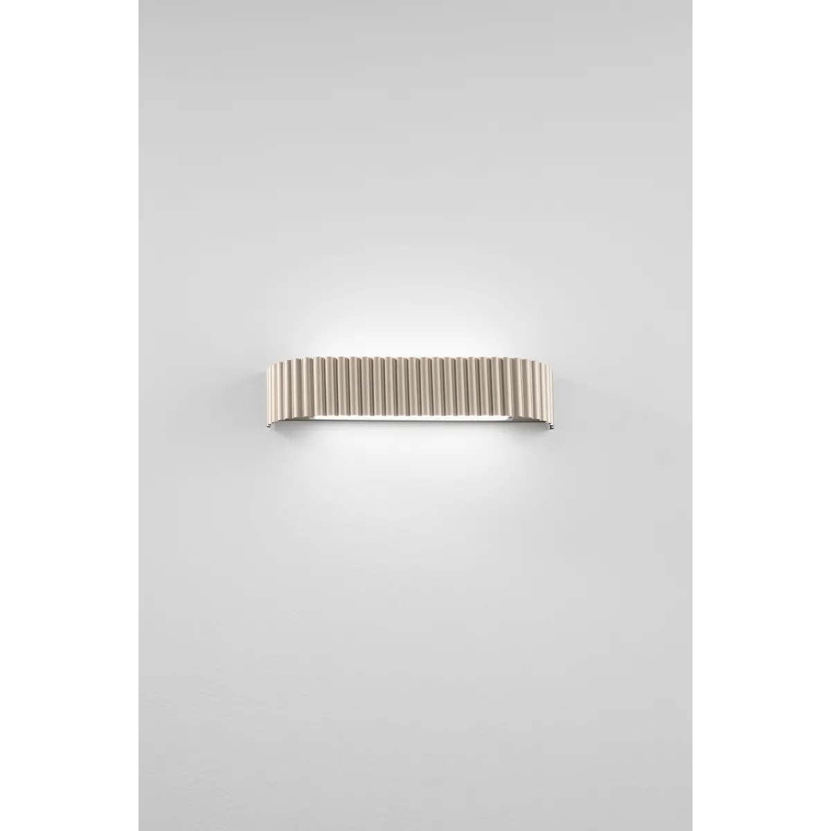 APPLIQUE LED NIKE ORO IN METALLO 30W 4400LM DIP-CCT 2700/3200/4400K 40X8X9,2cm