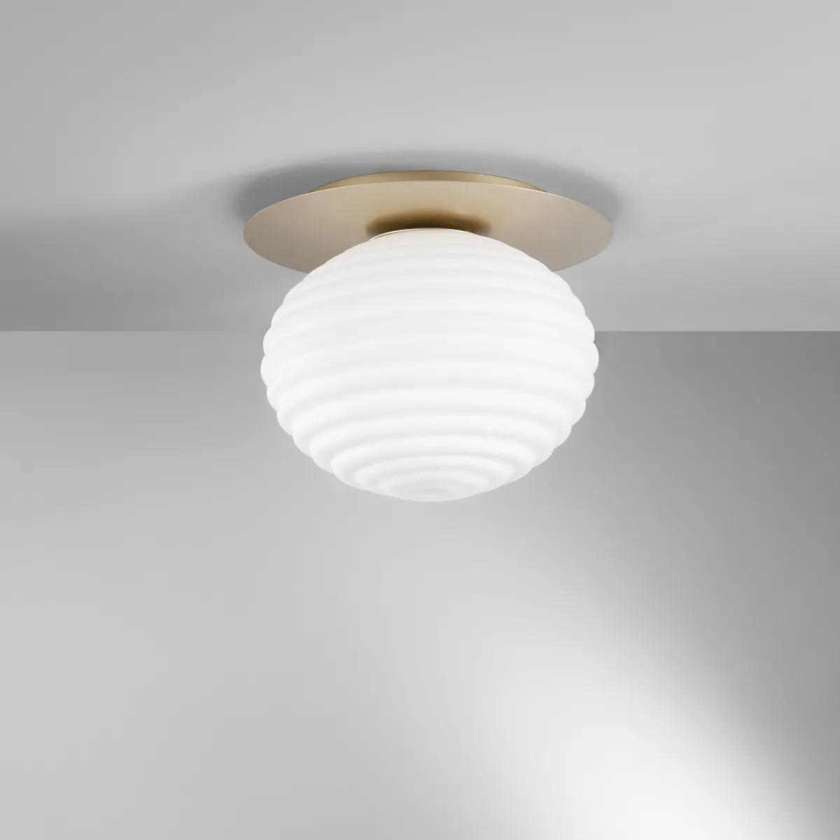 PLAFONIERA RIPPLE ORO 1XE27 35X35X28CM