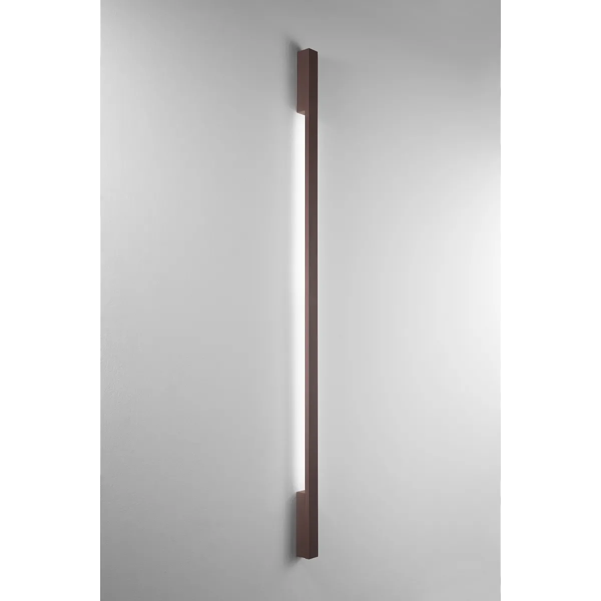 APPLIQUE LED HERCULES CORTEN IN ALLUMINIO E DIFFUSORE IN PC 47W 6800LM CCT 2700/3500/4000K IP65 60X55X2000MM