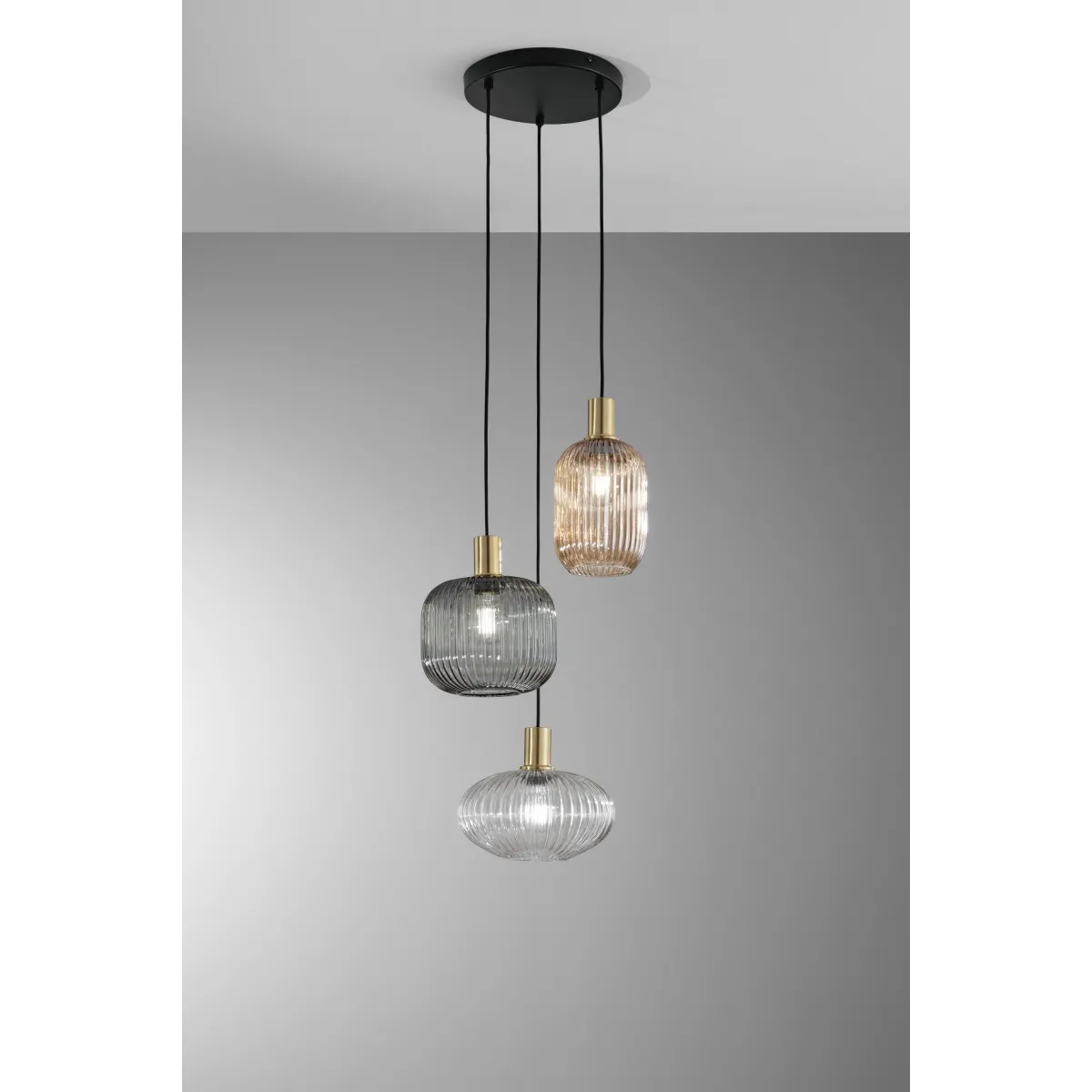 Lustre moderne à 3 lumières E27 | Mondialshop