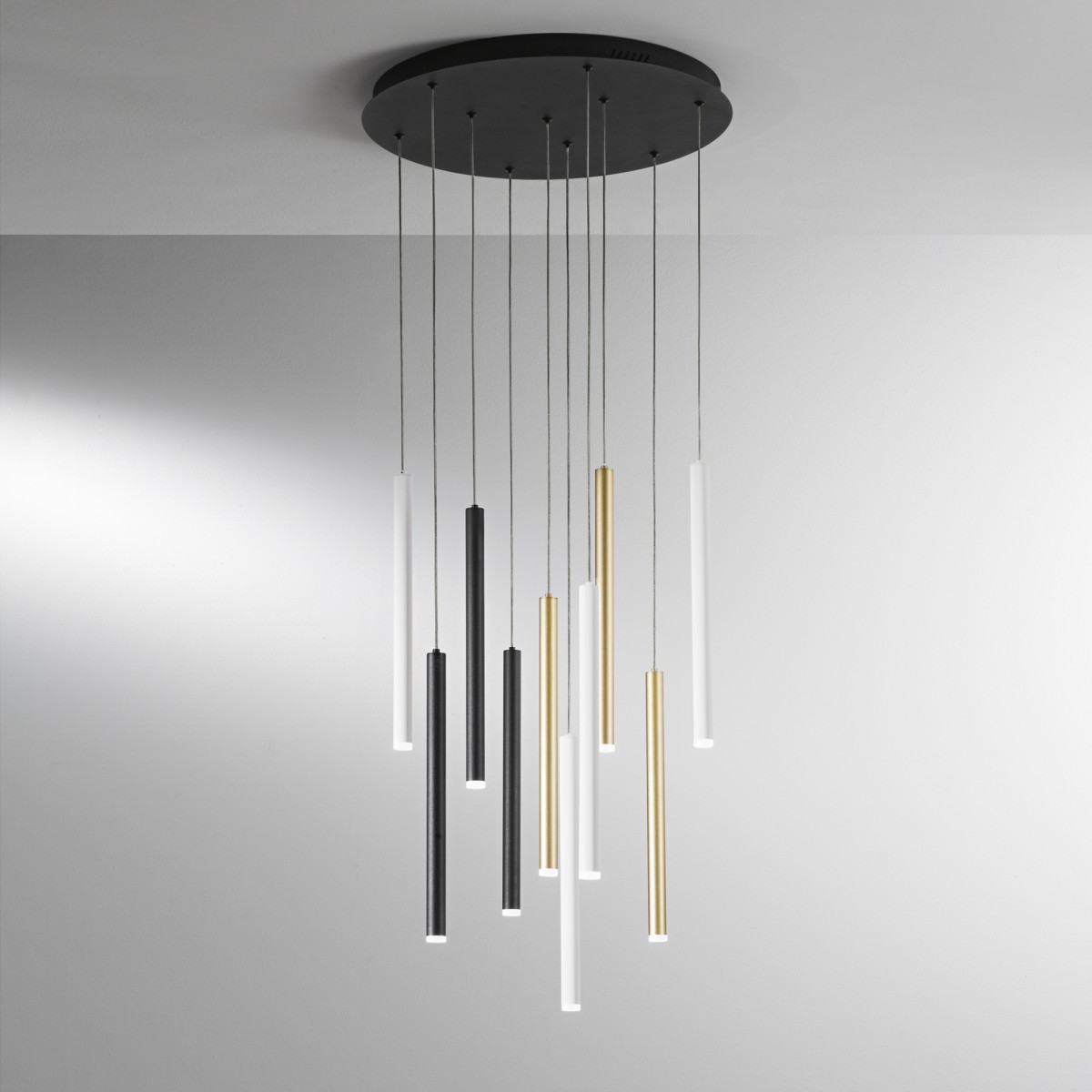 Suspension LED multicolore PYPE 50W 4700LM CCT 2,5 x 41 x...