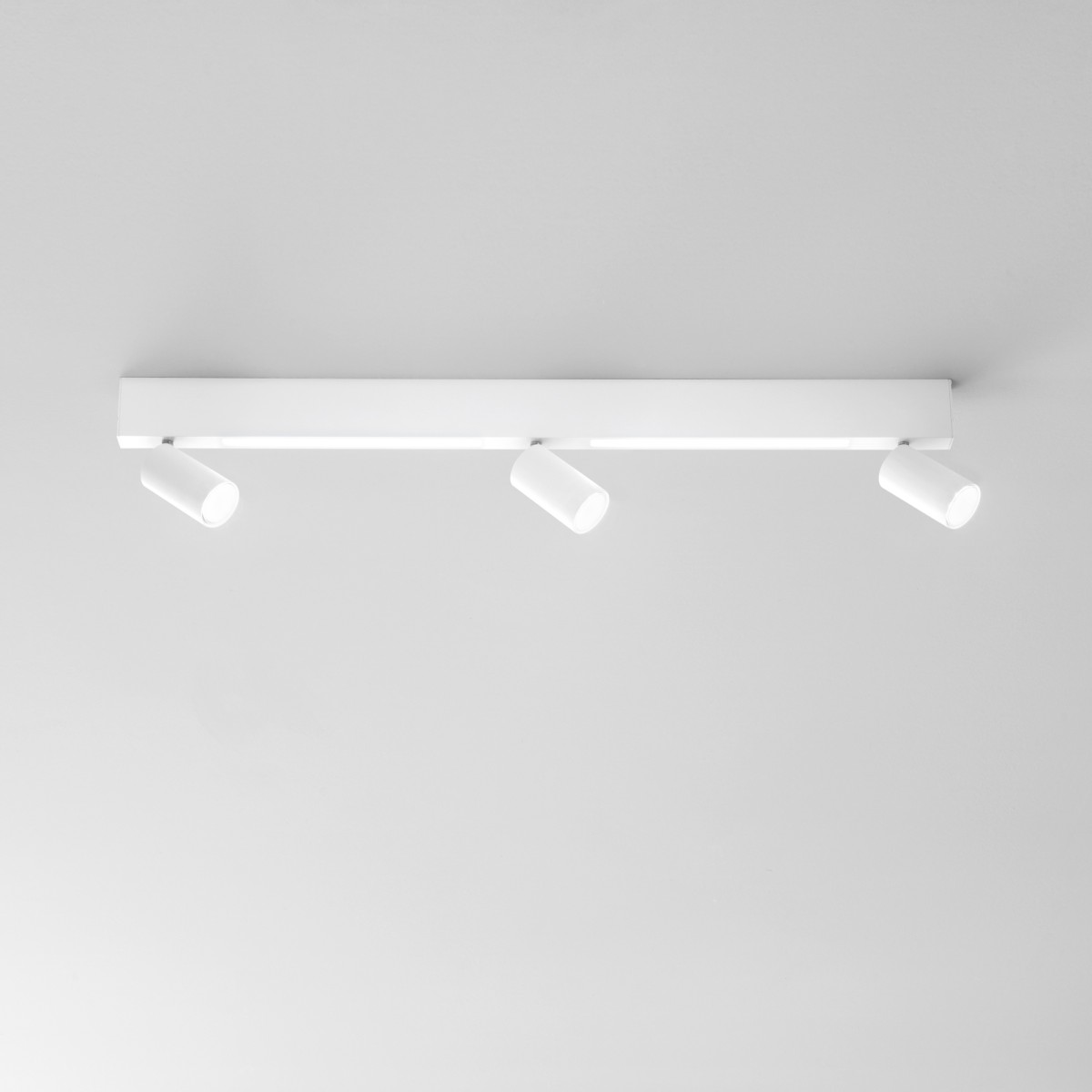 Applique da Soffitto Orientabile LED | Mondialshop