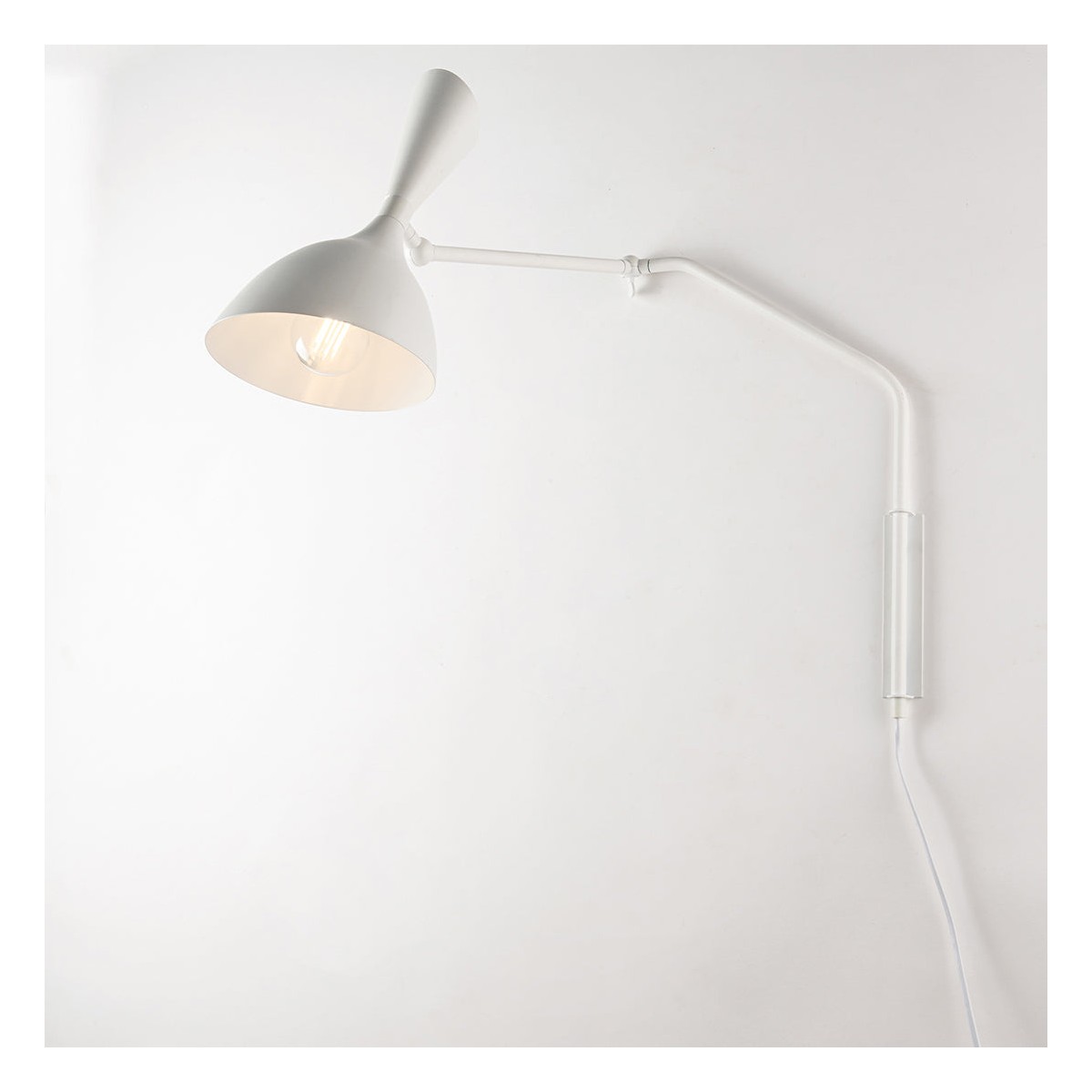 E27 Wandleuchte in Schwarz oder Weiß | Mondialshop