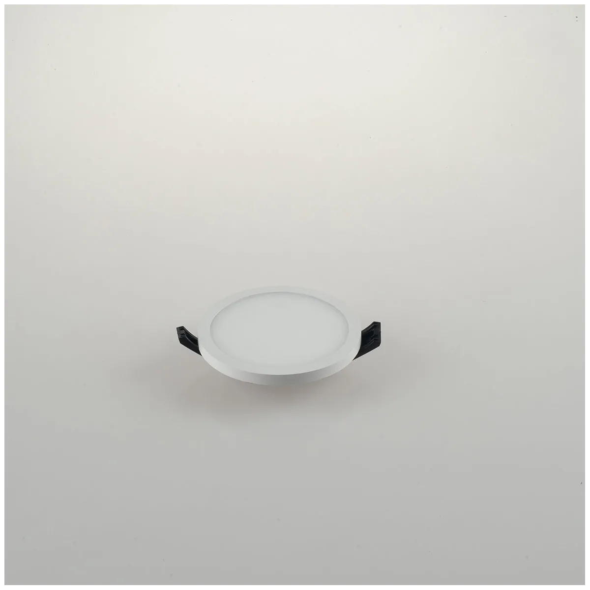 INCASSO LED PLUS BIANCO 8W 780LM 4000K IP44 10X2,5CM