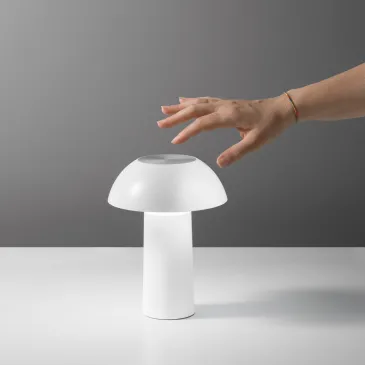 Lampe LED moderne noire ou...