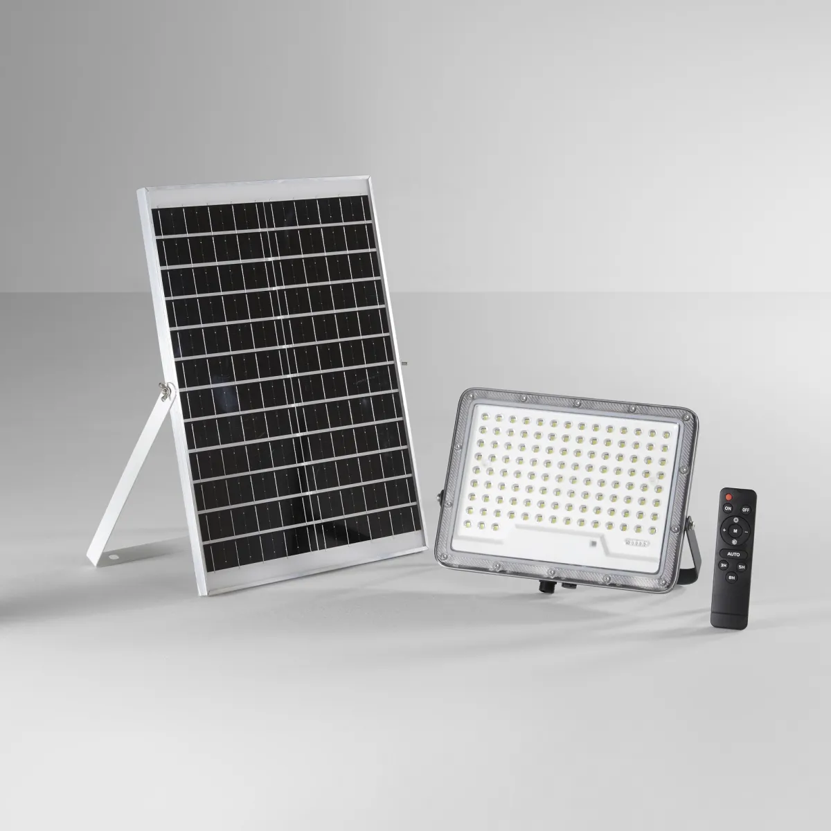 PROIETTORE GLASER 3500LM 4000K CON PANNELLO SOLARE BATTERIA 3.2V 24Ah IP65 28,25X4,77X25,25CM