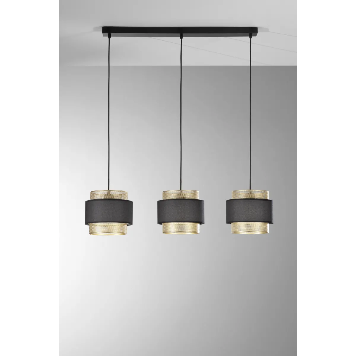 Lounge-Hängeleuchte mit drei Anhängern, gold-schwarzes...