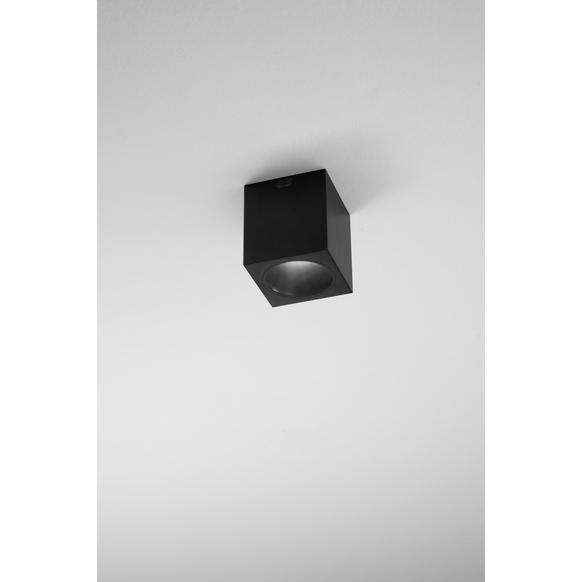 PLAFONIERA LED MANOR QUADR. NERA 7W 820LM CCT...