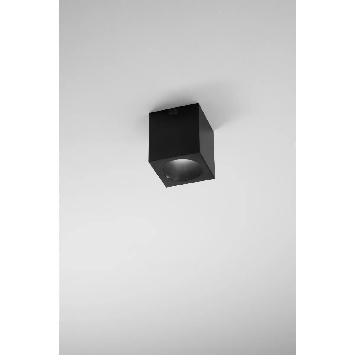 Plafonnier LED MANOR SQUARE. Noir. 7 W, 820 lm,...