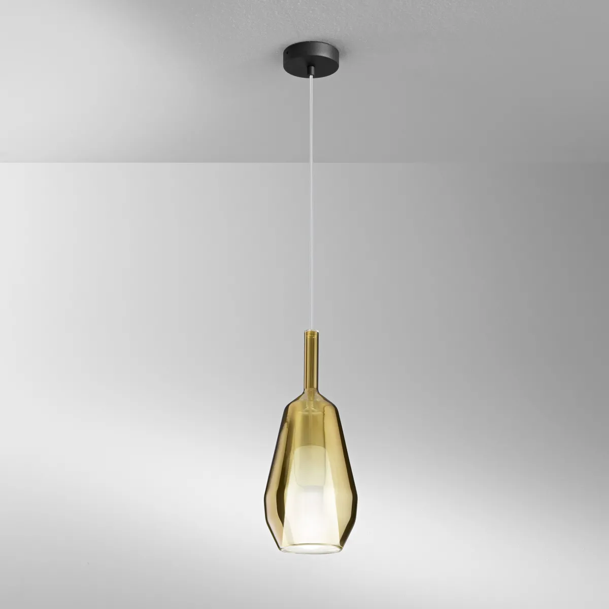 Goldfarbenes Pyrexglas mit Kabel und Anschlussstück, 16 x...