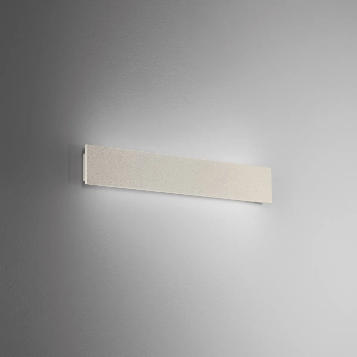 APPLIQUE LED PARKER BIANCA 20W 2640LM CCT IP65 60X4,5X10,2CM