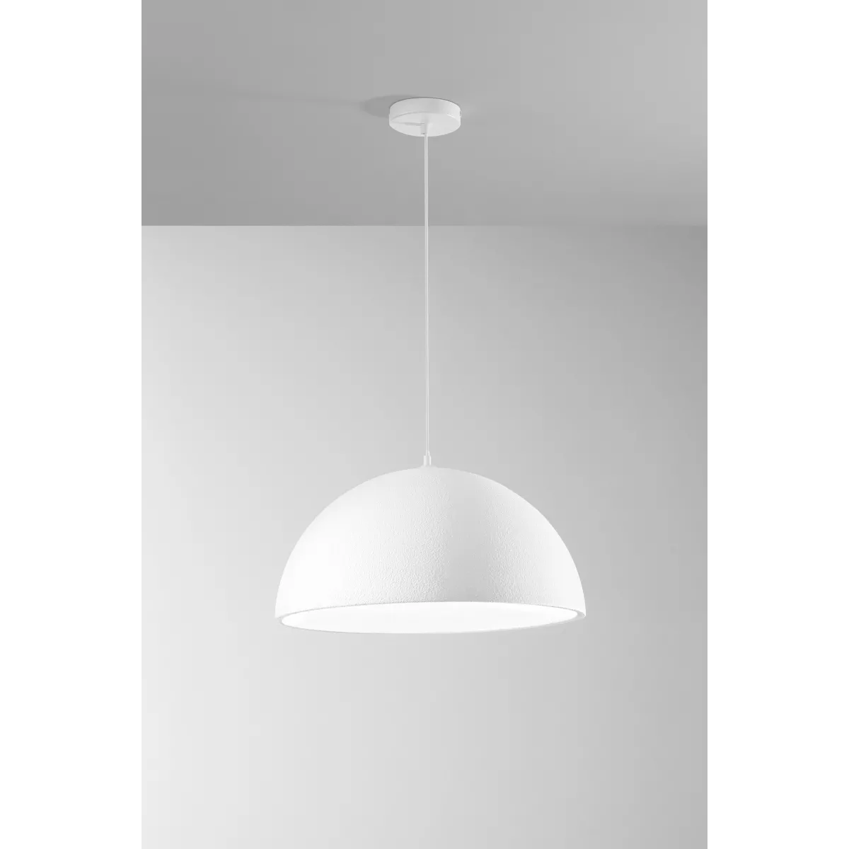 XENIA WEISSE PU-AUFHÄNGUNG 1XE27 50X25CM