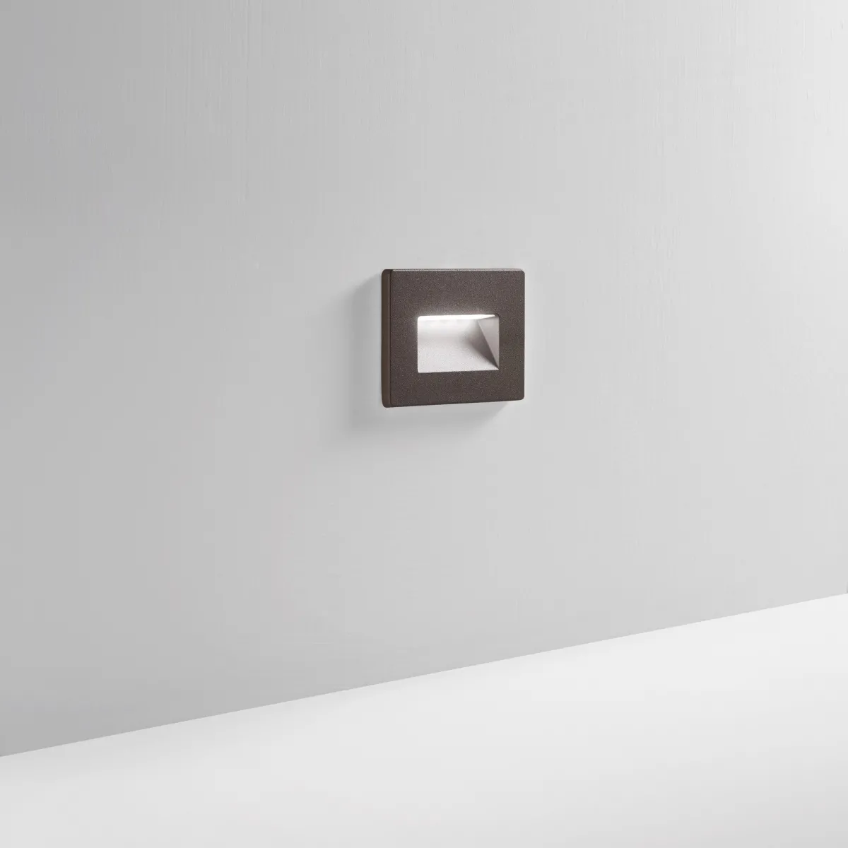 STRATOS 503 BRONZE IP65 ABDECKUNG 11X8CM