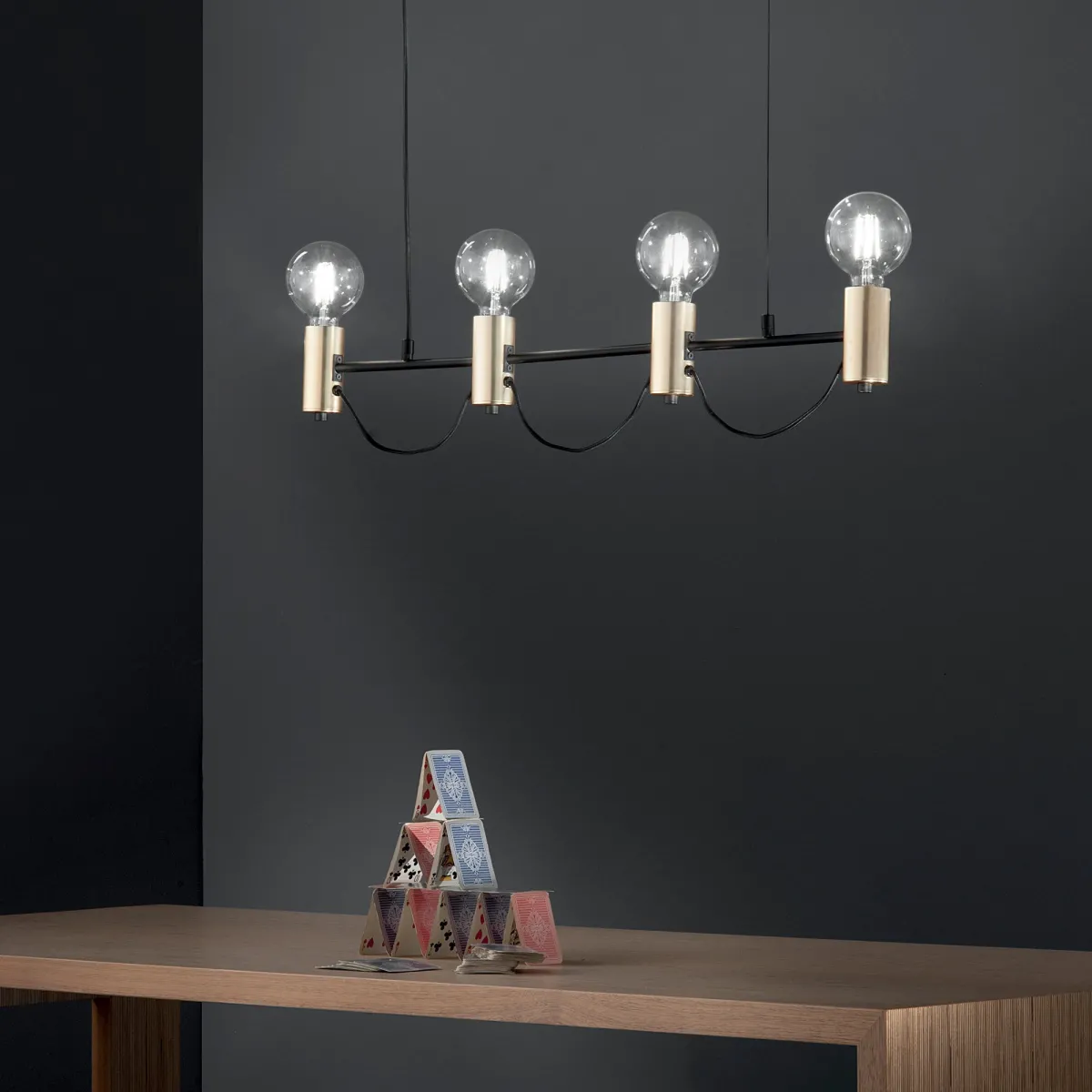 SOSPENSIONE AXON NERA/ORO 4XE27 92X7,5X140CM