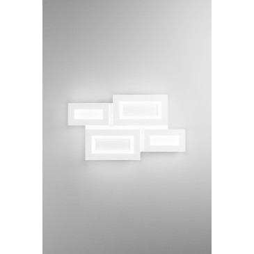 Plafonnier en métal blanc...