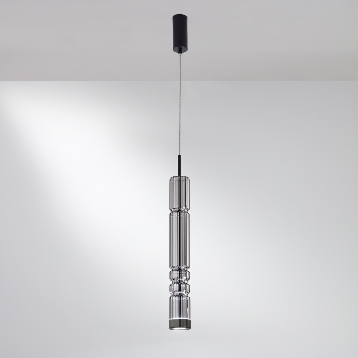 Suspension LED fumée CROOKES 8W 800LM 3000K 8X8X234CM